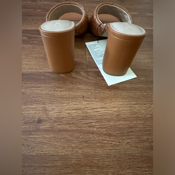 The Drop high heels - Picture 3 of 9